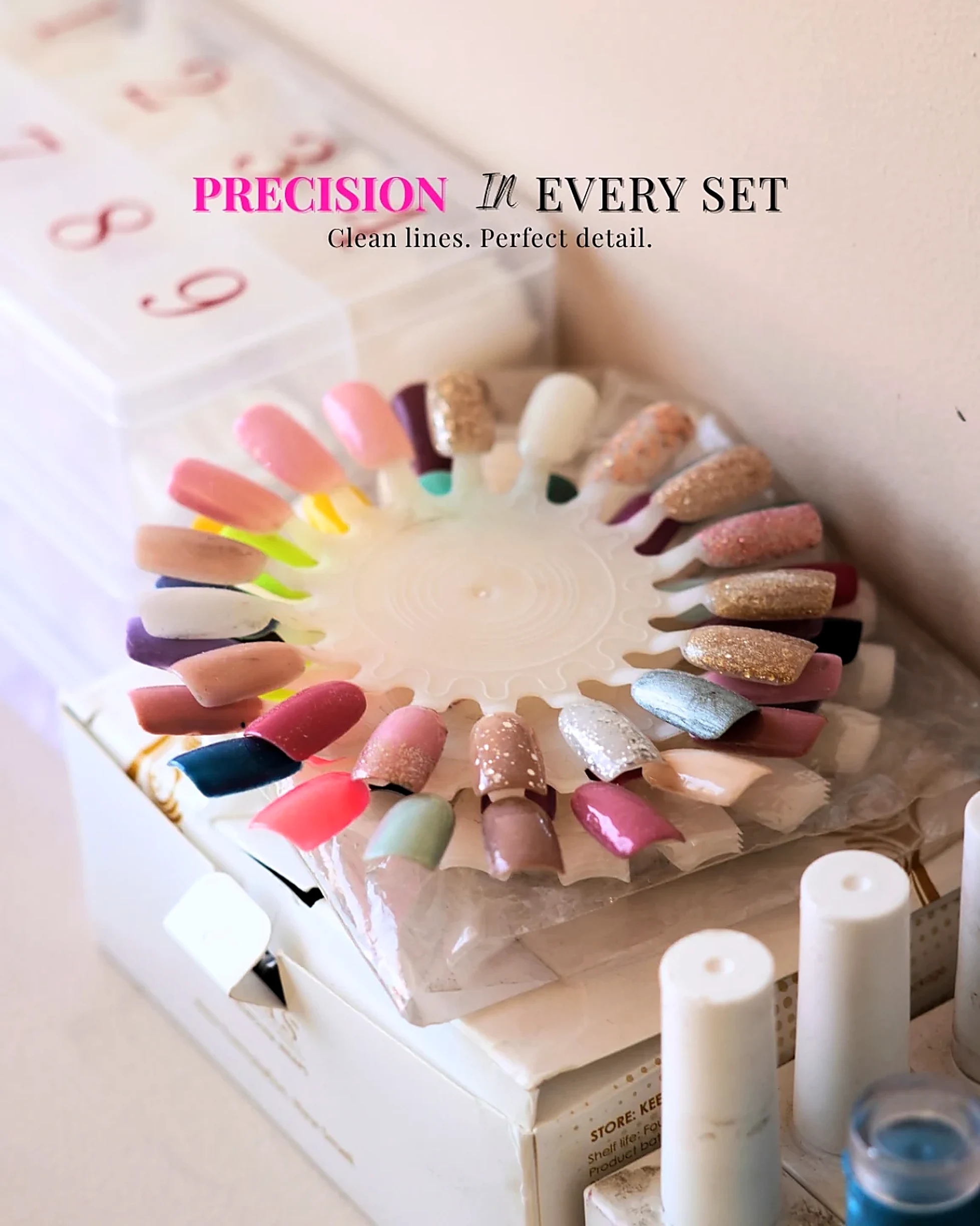 Nail art colour swatch wheel